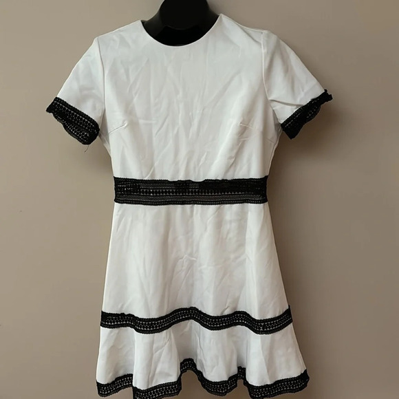 Aqua  white black lace trim loose fur A line mini dress - Picture 3 of 12